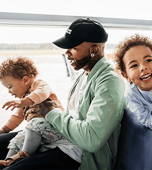 Family airplane travel